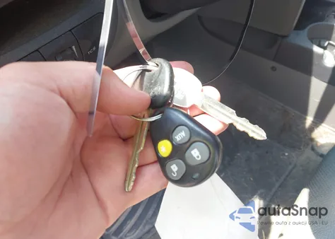 2005 Hyundai Santa Fe Gls/Lx from USA, damaged, VIN KM8SC13E25U983594